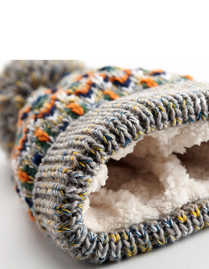 Avalanche winter hat Clearance